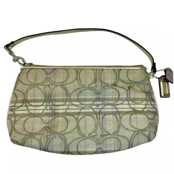Coach Women's Beige & Pink Plaid Wristlet with Heart Tag - Picture 4 of 6